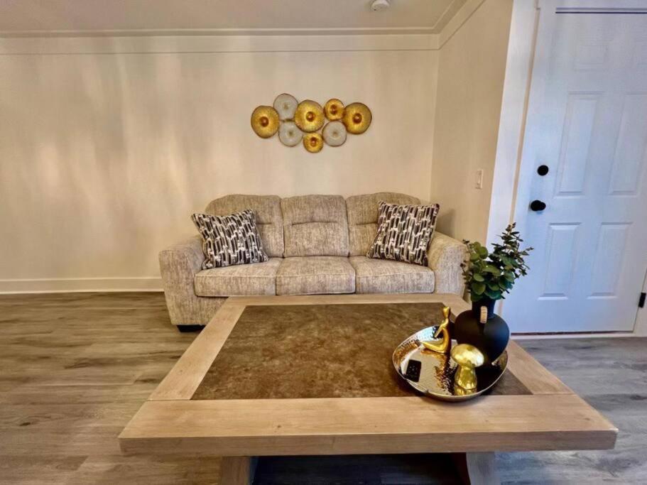 Luxury City Loft In Gainesville B Kültér fotó