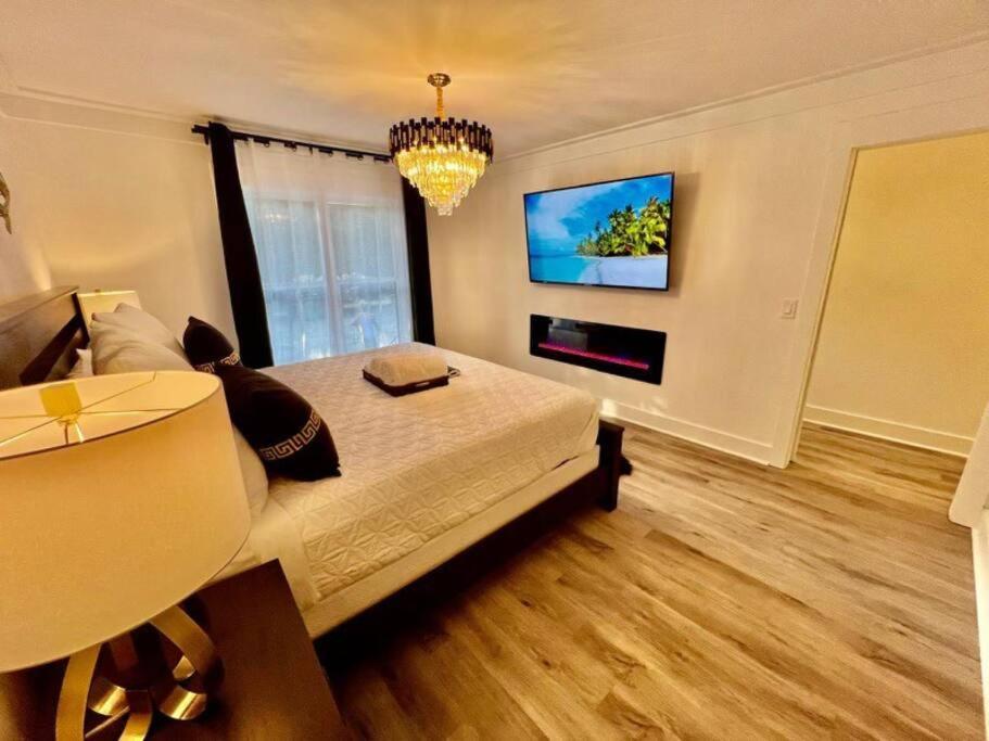 Luxury City Loft In Gainesville B Kültér fotó